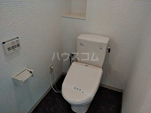 13/30 トイレ