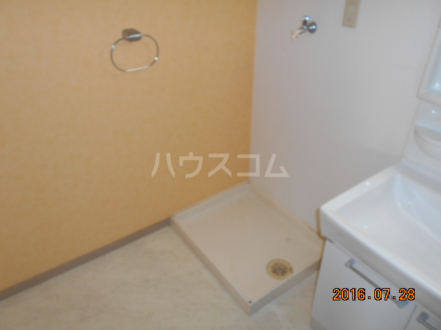 13/30 洗面