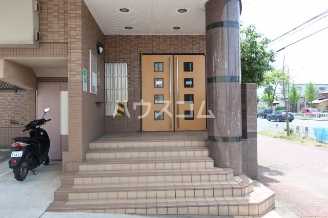 2/6 エントランス