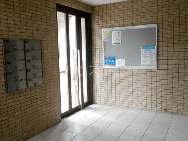 29/30 エントランス