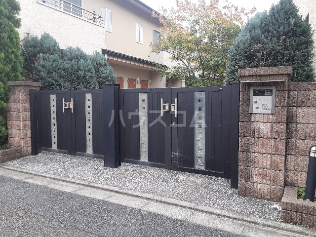 29/30 エントランス