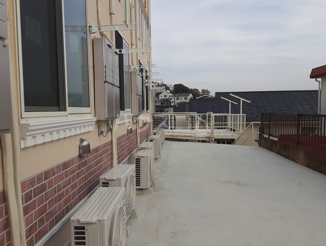 18/28 バルコニー