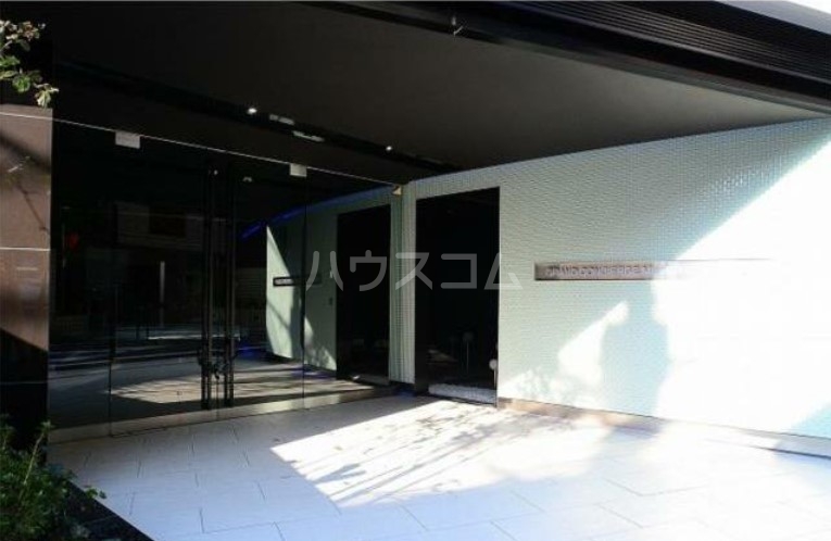 15/21 エントランス