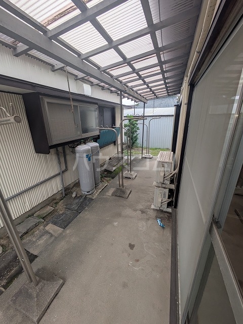 23/30 バルコニー