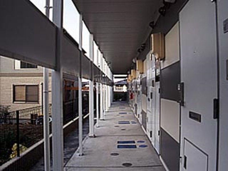 2/5 エントランス