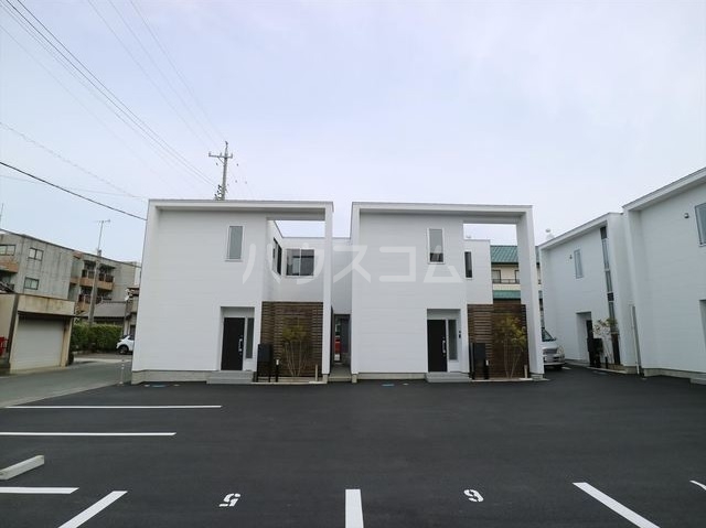 2/11 駐車場