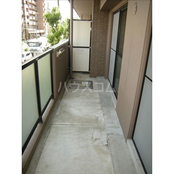 21/27 バルコニー