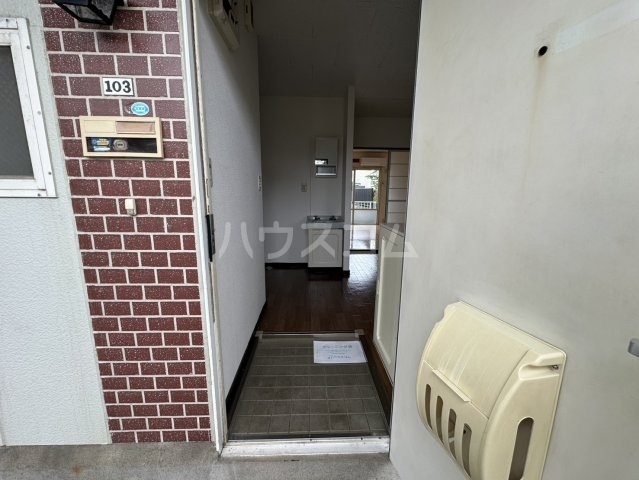 15/30 玄関