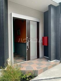 14/16 エントランス