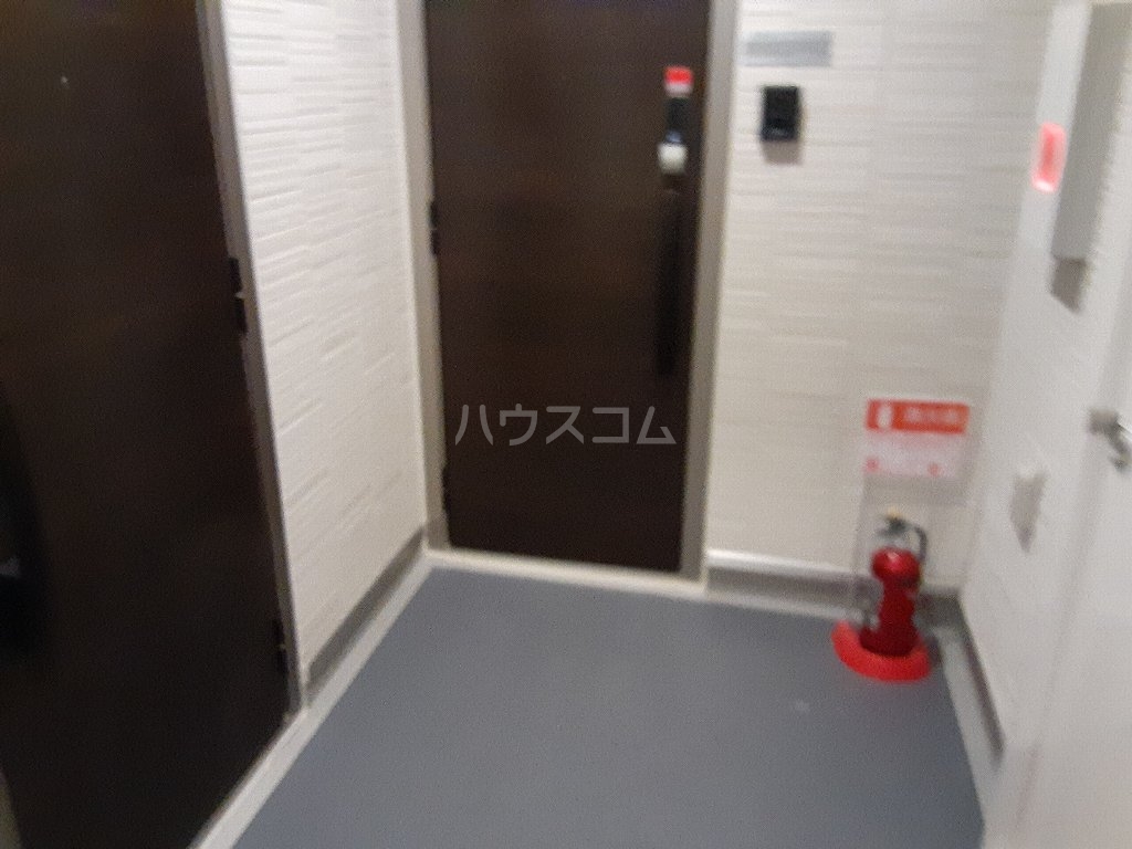 23/24 エントランス