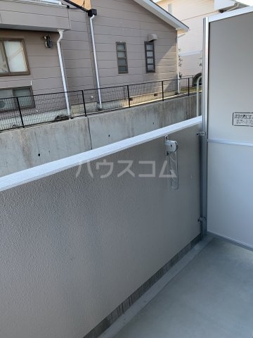 18/27 バルコニー