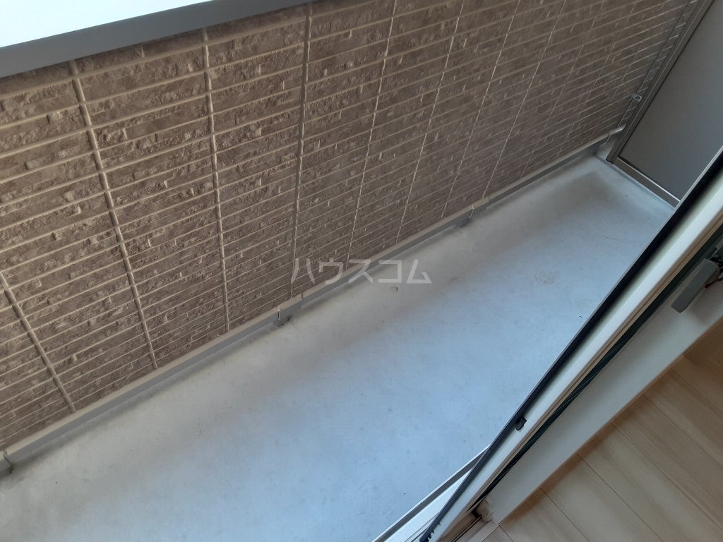 16/23 バルコニー