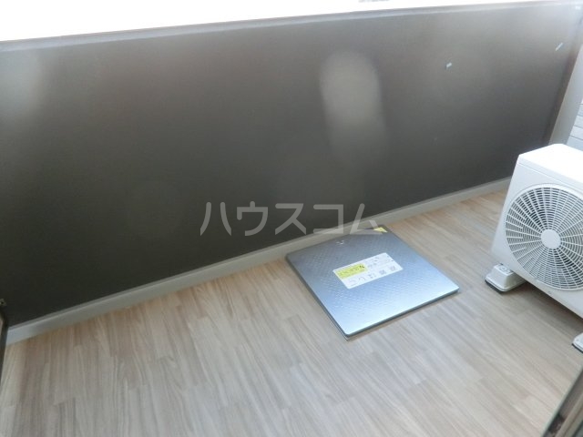 15/22 バルコニー