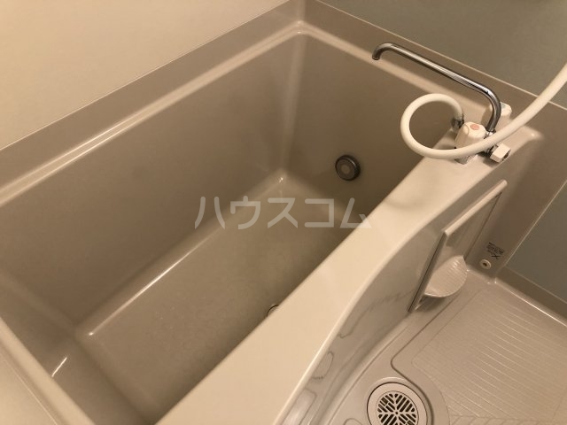 16/30 浴室