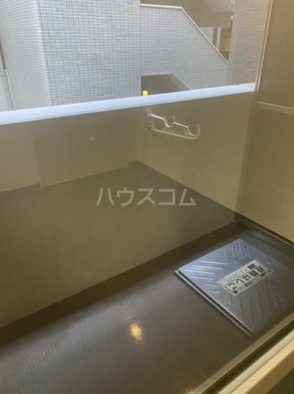 18/25 バルコニー