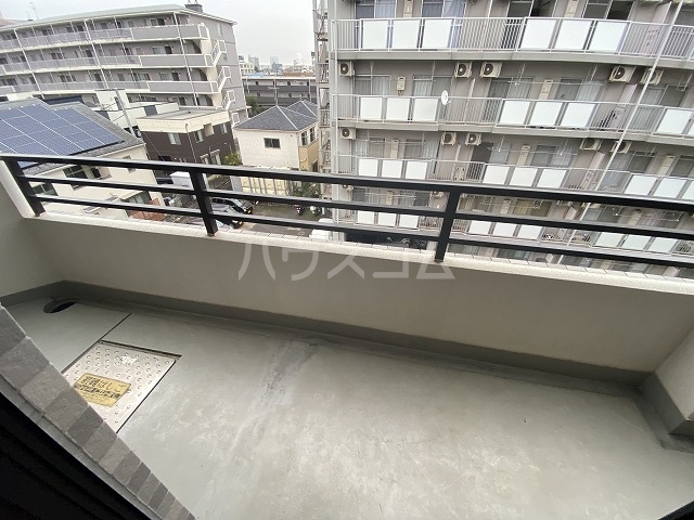 23/30 バルコニー