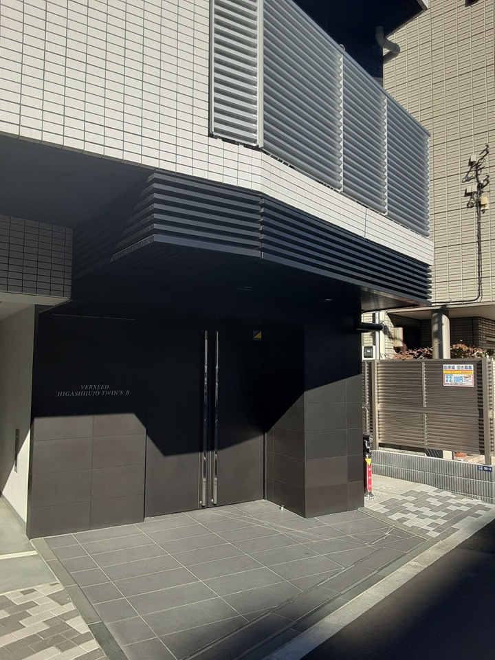 2/3 エントランス