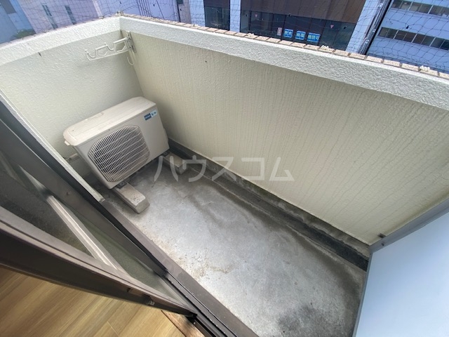 19/25 バルコニー