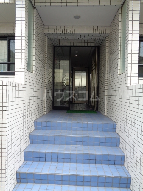 29/30 エントランス