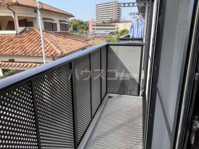 15/22 バルコニー