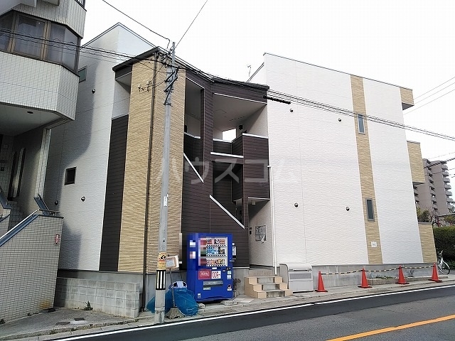 2/8 外観