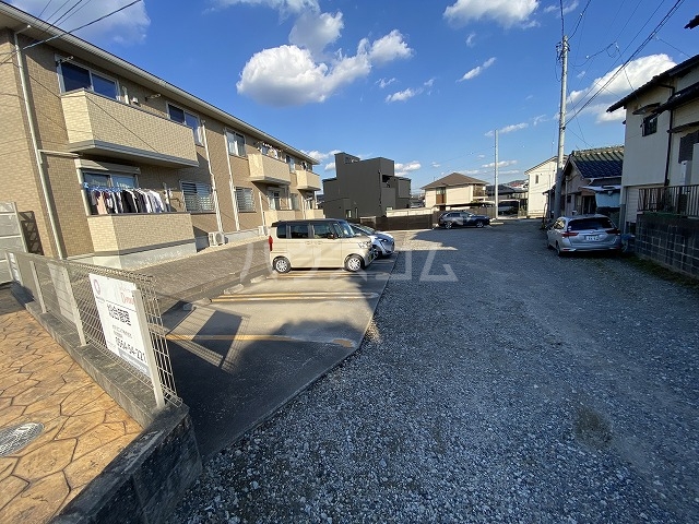 25/30 駐車場