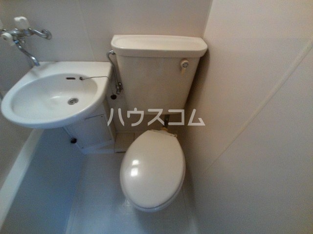 13/30 トイレ
