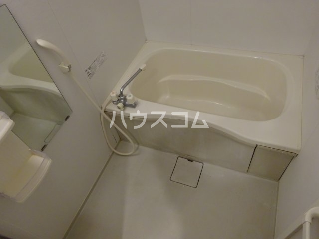 14/30 浴室