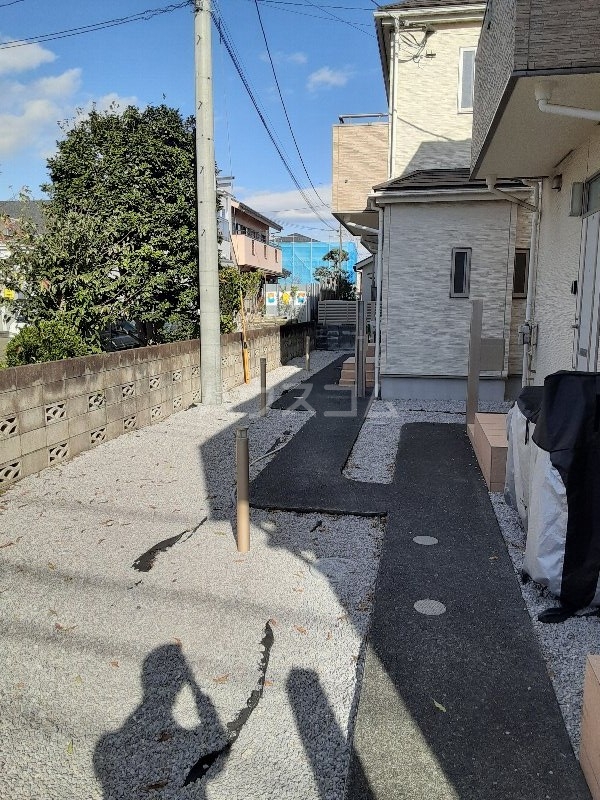 21/30 エントランス