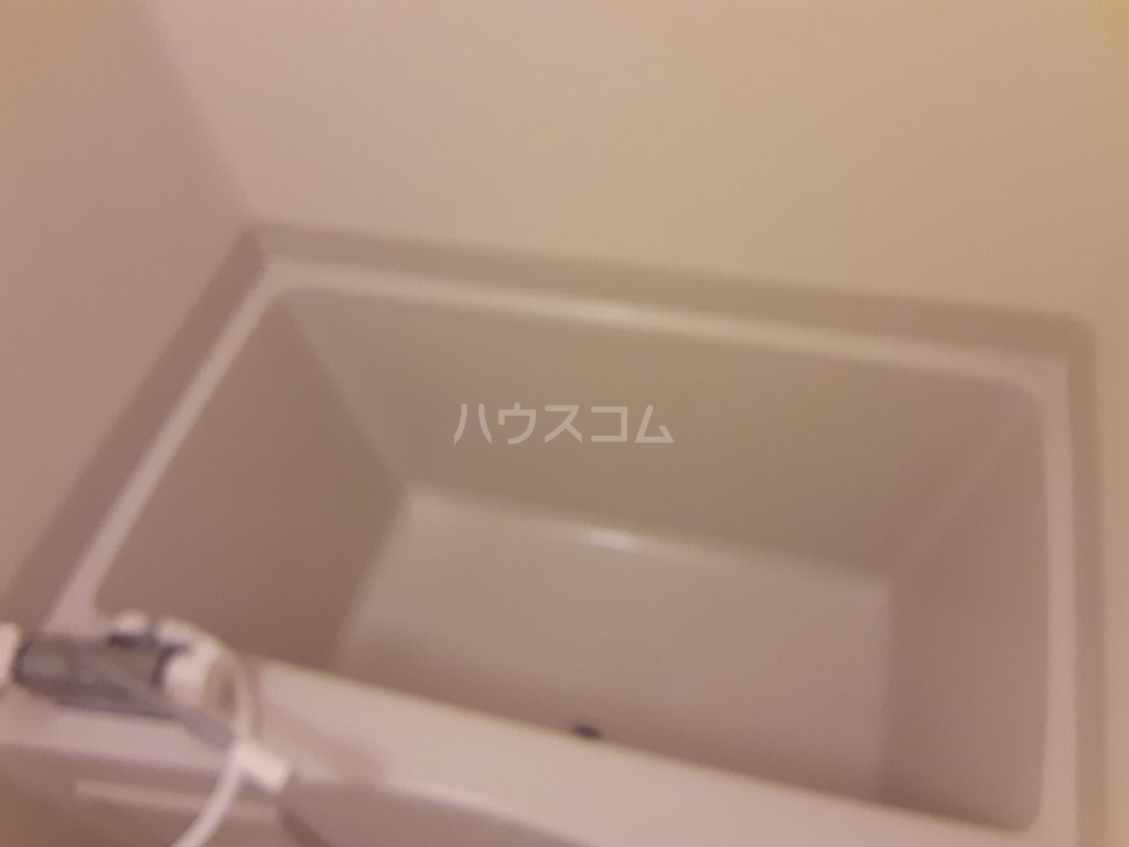 13/30 浴室