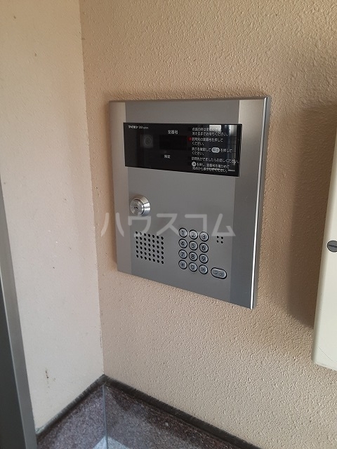 22/24 エントランス