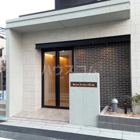 29/30 エントランス