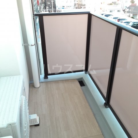 20/30 バルコニー