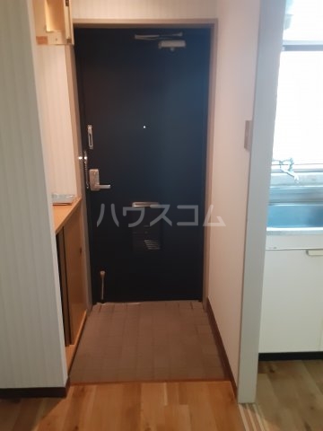 13/30 玄関