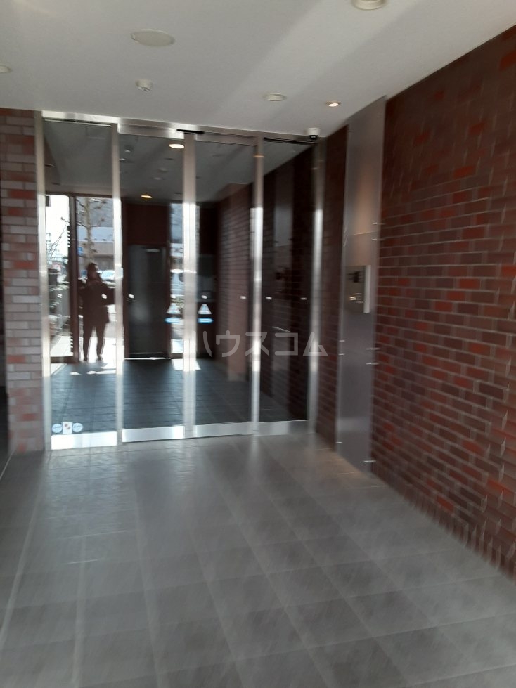 21/29 エントランス