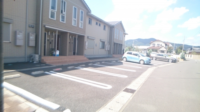 24/30 駐車場