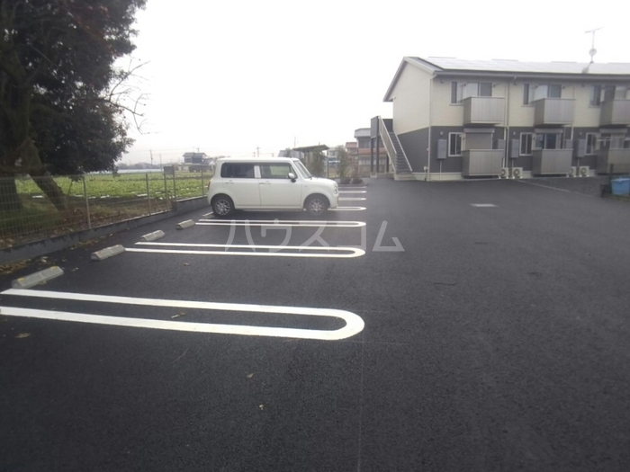 2/10 駐車場