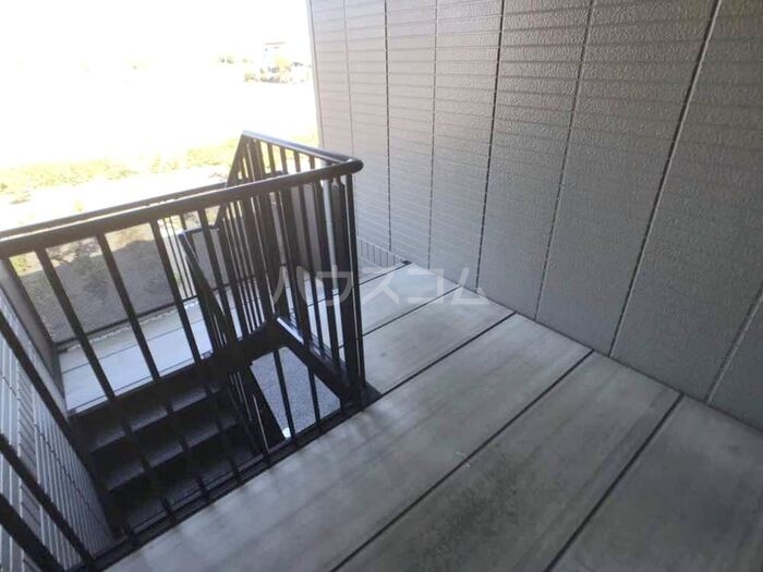 2/4 エントランス