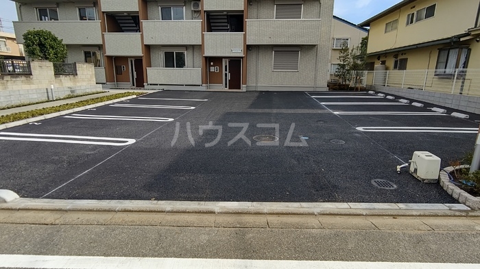 25/30 駐車場