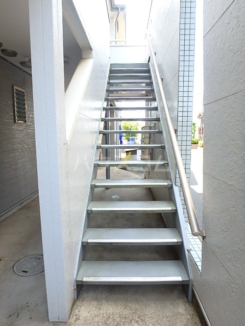 3/4 エントランス