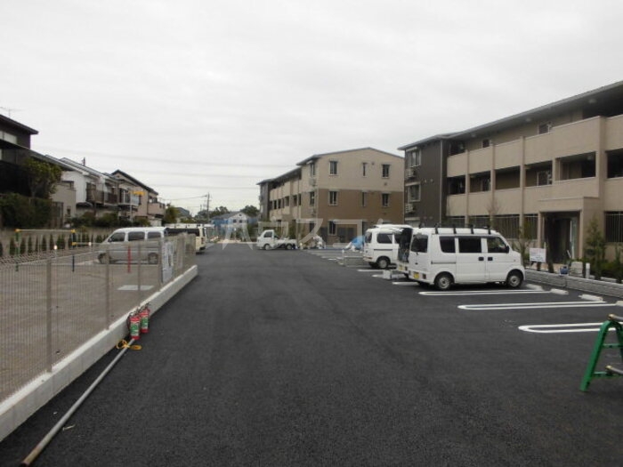 20/30 駐車場