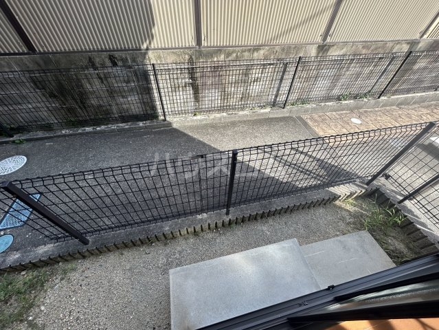 20/25 バルコニー