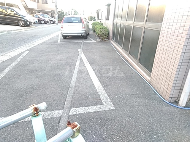 20/26 駐車場