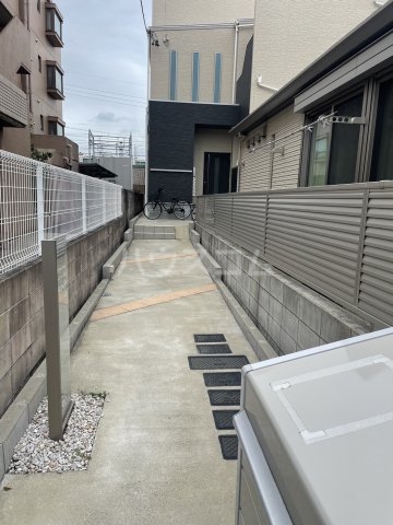 4/5 エントランス
