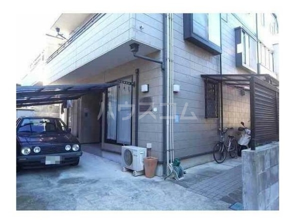 15/18 エントランス