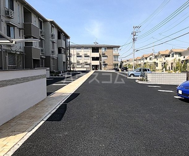20/30 駐車場