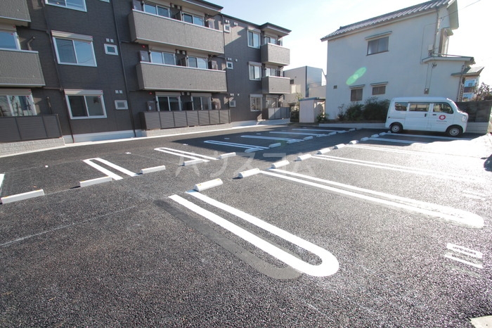 21/22 駐車場