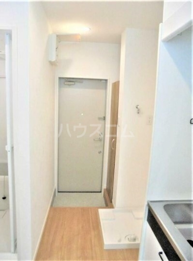 14/18 エントランス