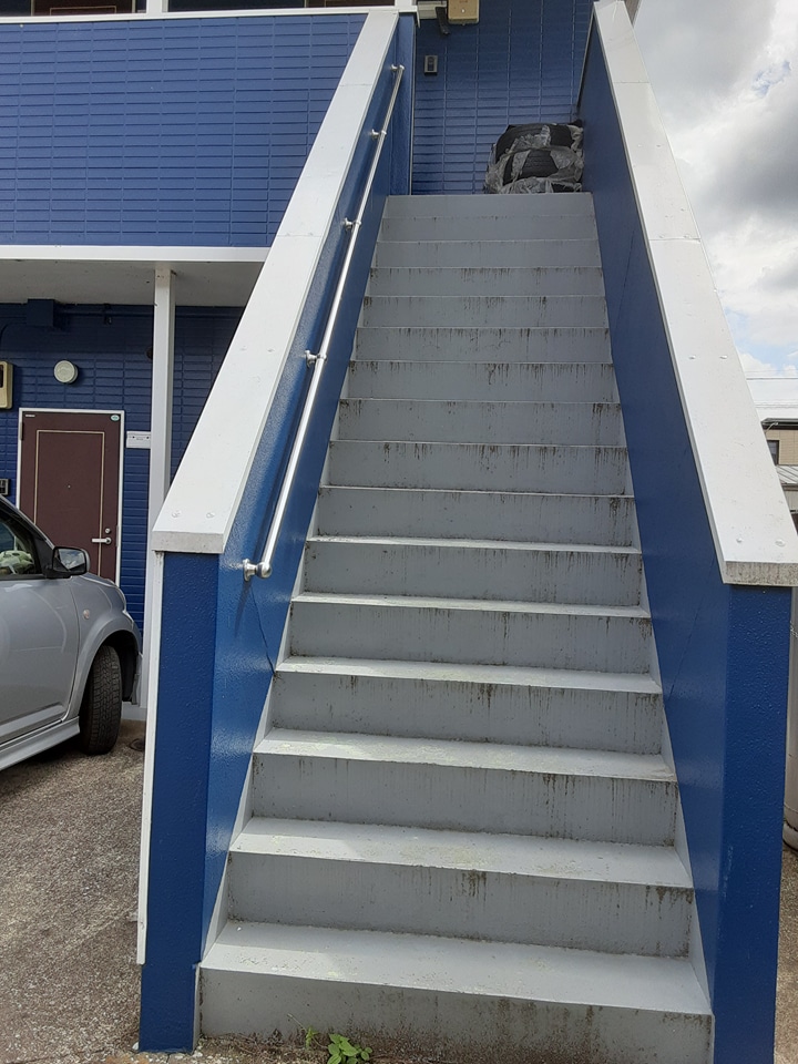 17/25 エントランス