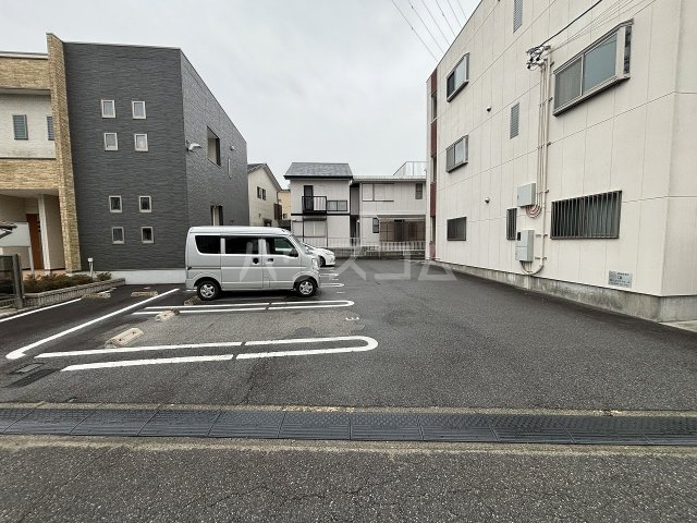 3/5 駐車場